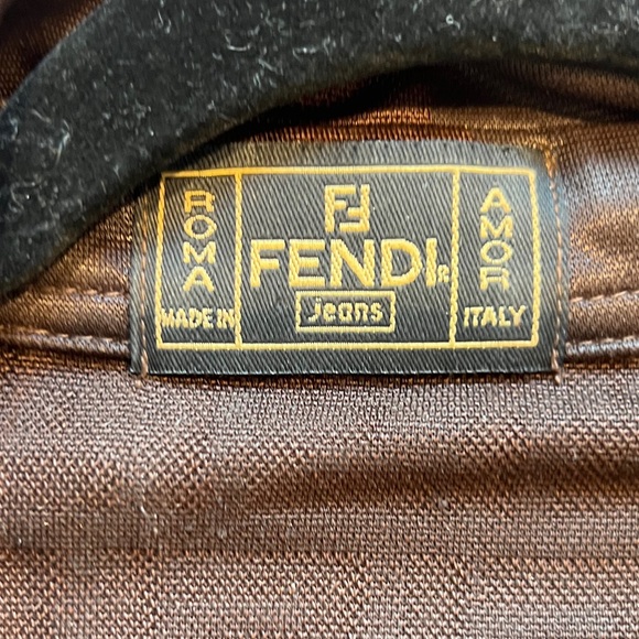 Vintage Fendi Button Down - Picture 4 of 6